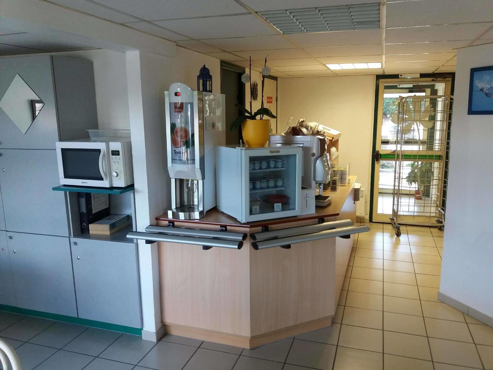 Premiere Classe Lille Sud Henin Beaumont Noyelles-Godault Exterior photo